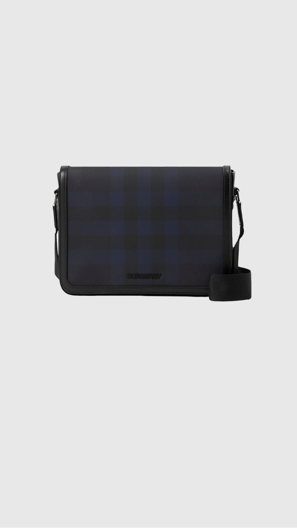 Burberry Outfit bleu