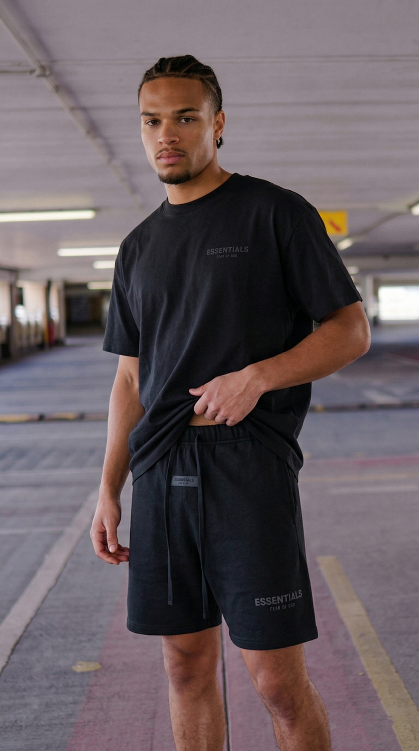 Essential Shorts – OFF Black